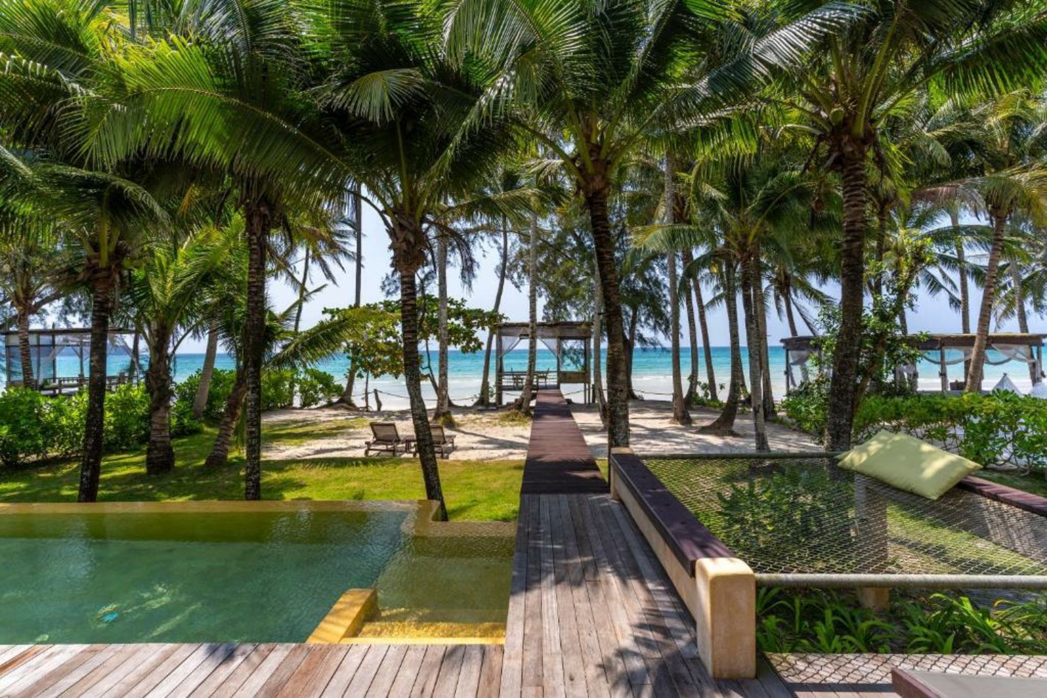 High Season Pool Villa & Spa