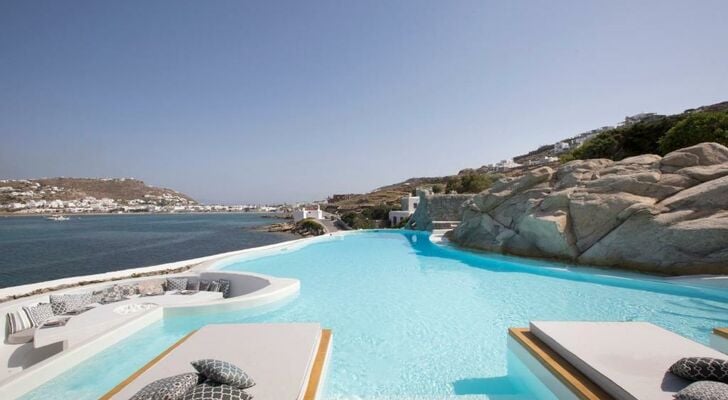 DreamBox Mykonos Suites