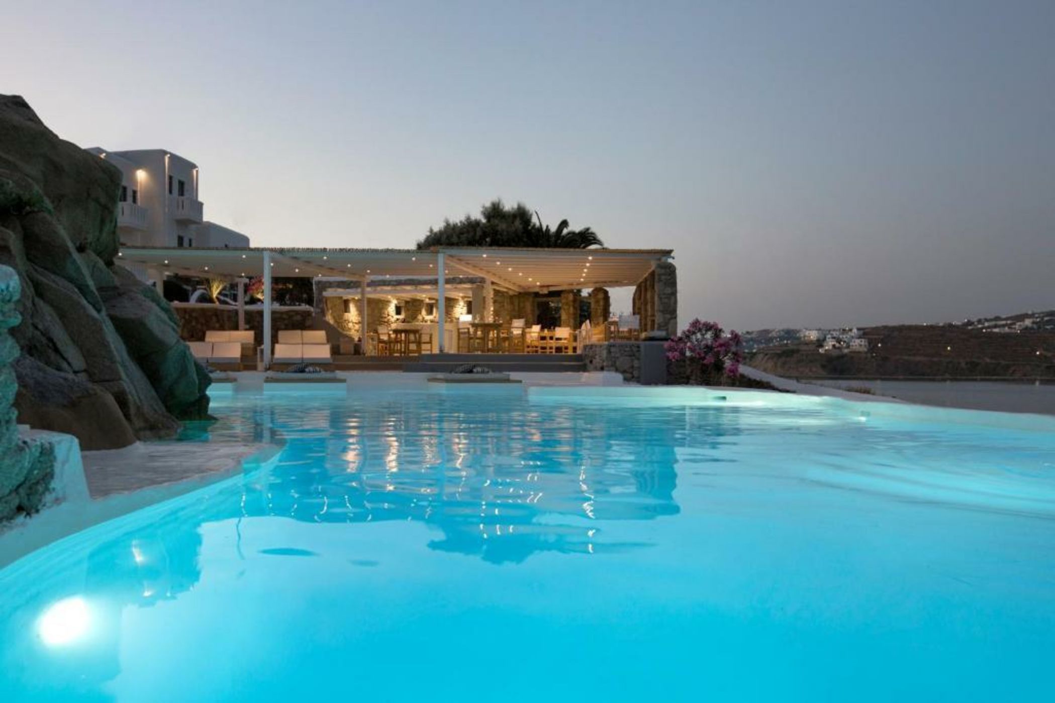 DreamBox Mykonos Suites