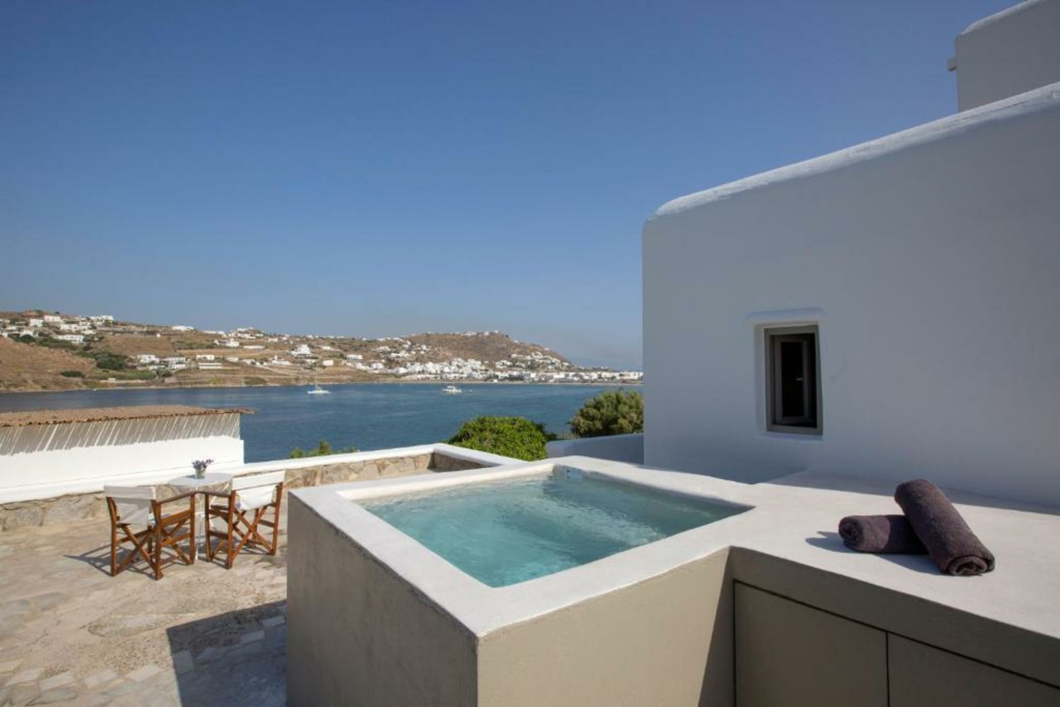 DreamBox Mykonos Suites