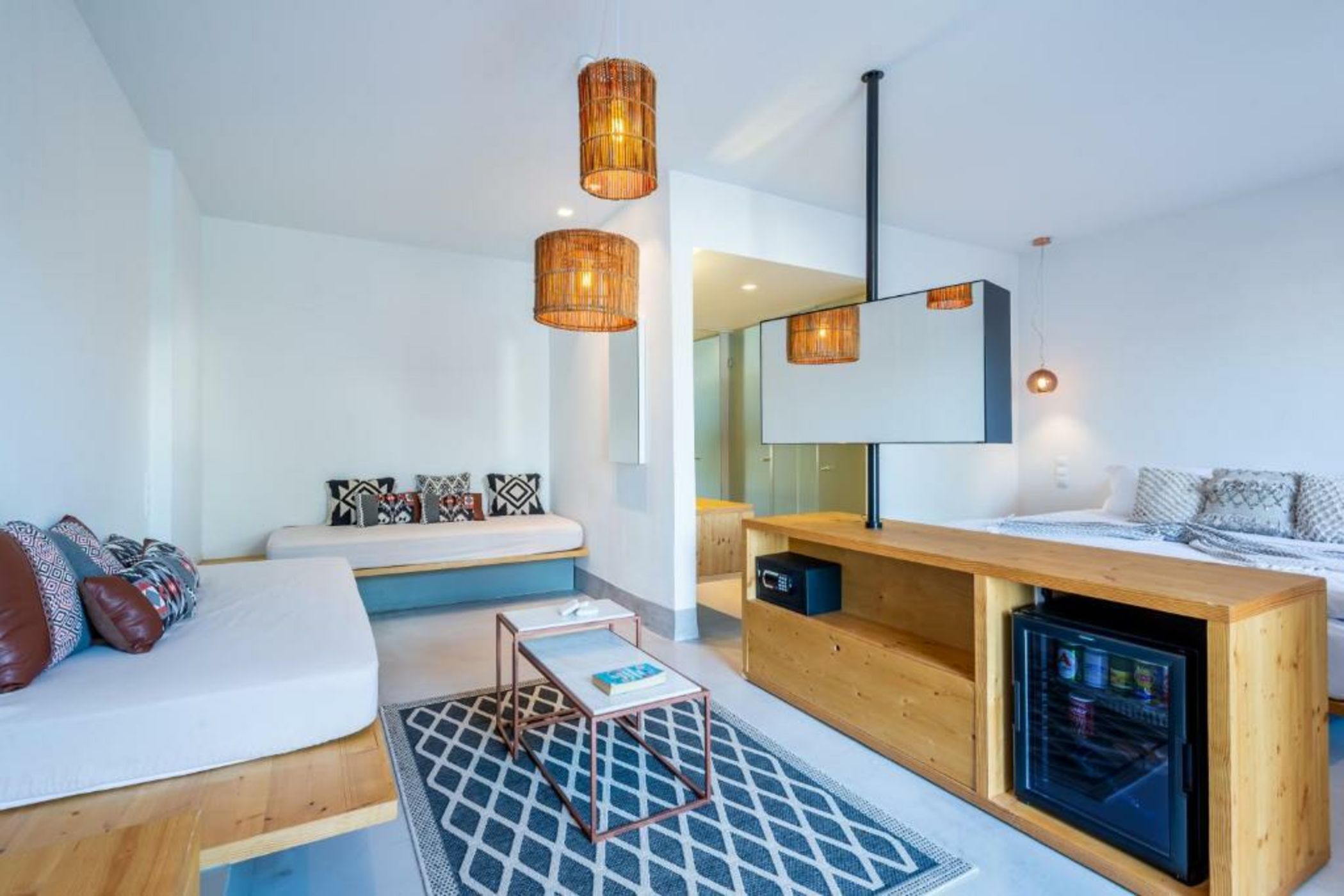 DreamBox Mykonos Suites