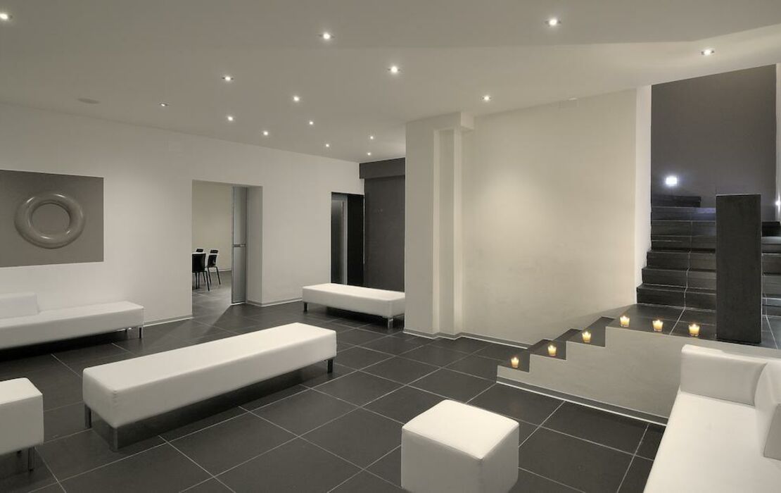 Hotel Metropolitan, a Design Boutique Hotel Bologna, Italy