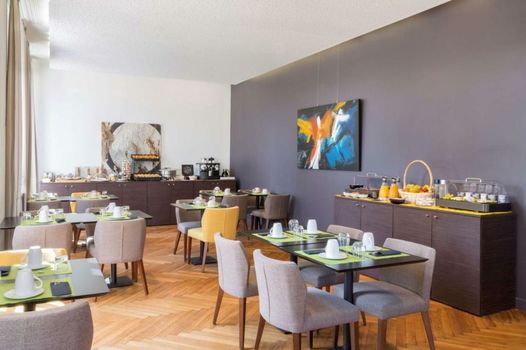 Best Western Premier Le Domaine de Montjoie