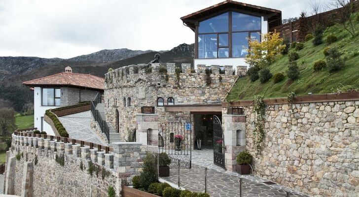 Puebloastur Eco Resort Wellness