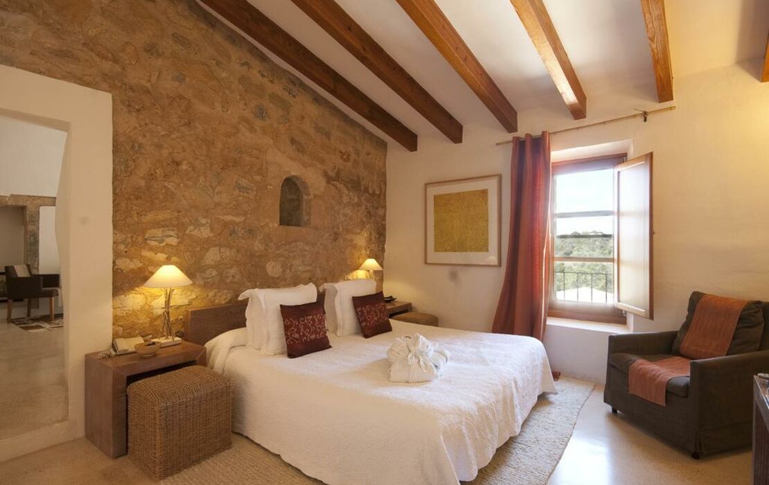 Cases de Son Barbassa Hotel & Restaurant, a Design Boutique Hotel