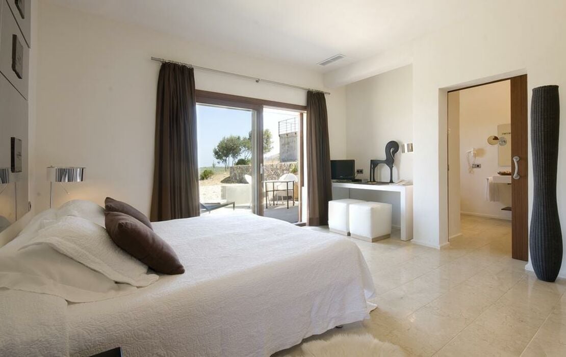 Cases de Son Barbassa Hotel & Restaurant, a Design Boutique Hotel