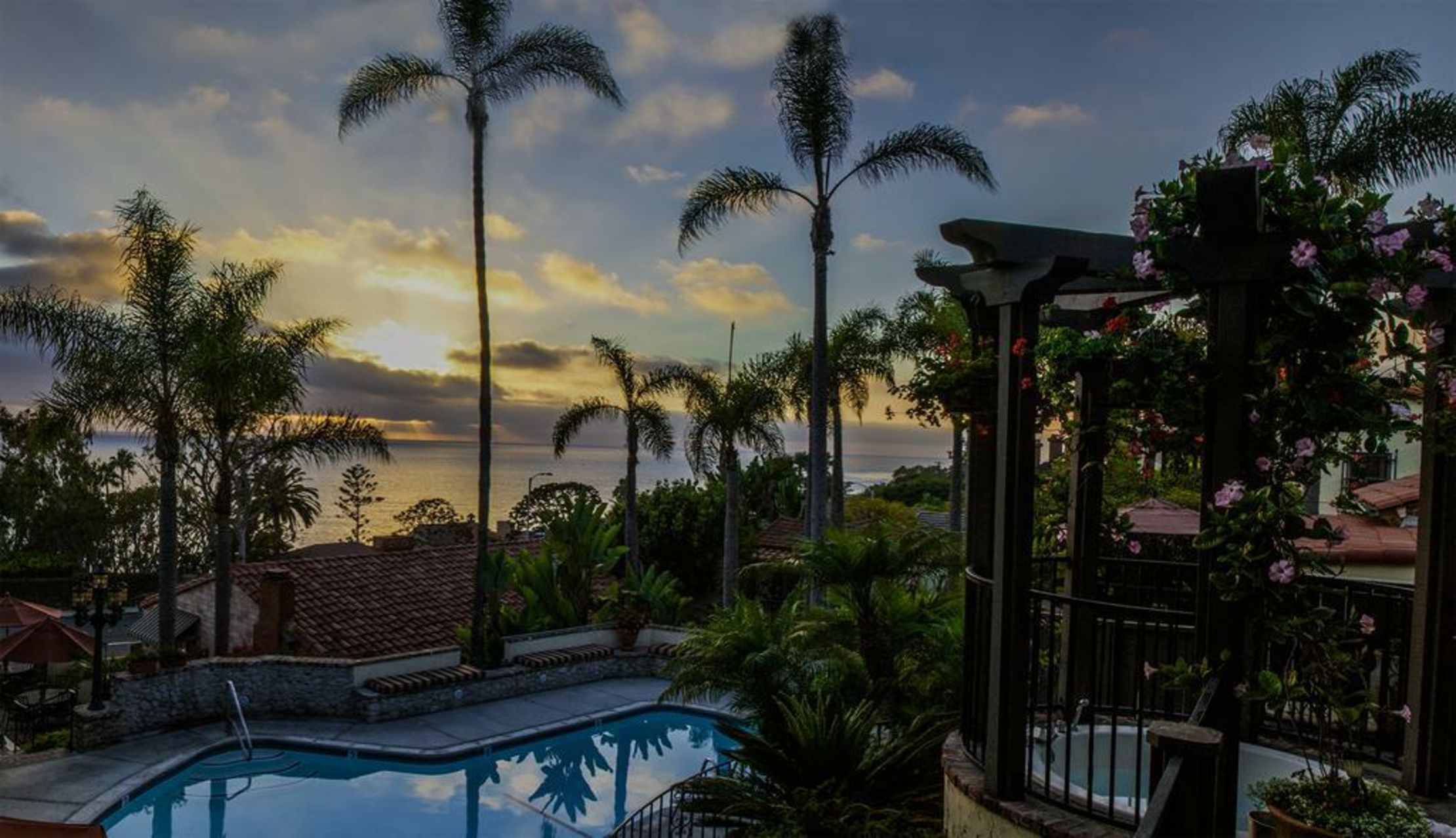 Casa Laguna Hotel & Spa