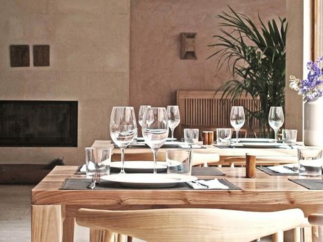 Hotel Ayllon