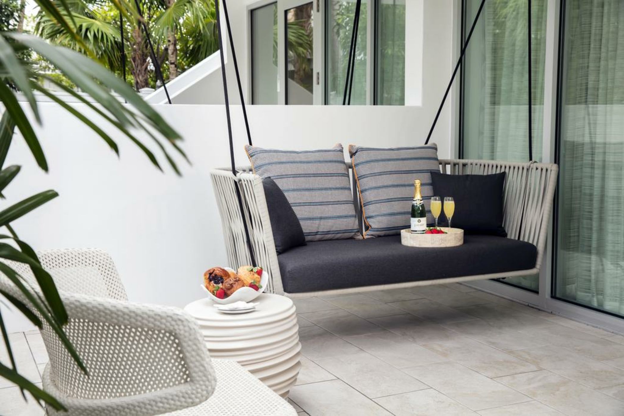 H2O Suites- Adults Only