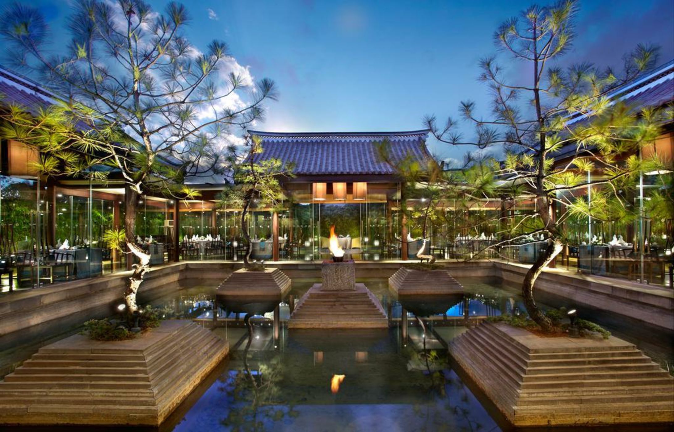 Banyan Tree Lijiang