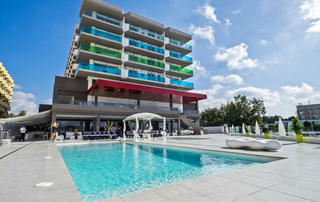 AxelBeach Suites Apartments Spa and Beach Club Adults Only, a