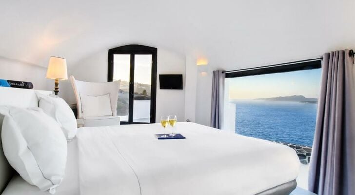 Ambassador Aegean Luxury Hotel & Suites