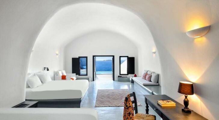 Ambassador Aegean Luxury Hotel & Suites