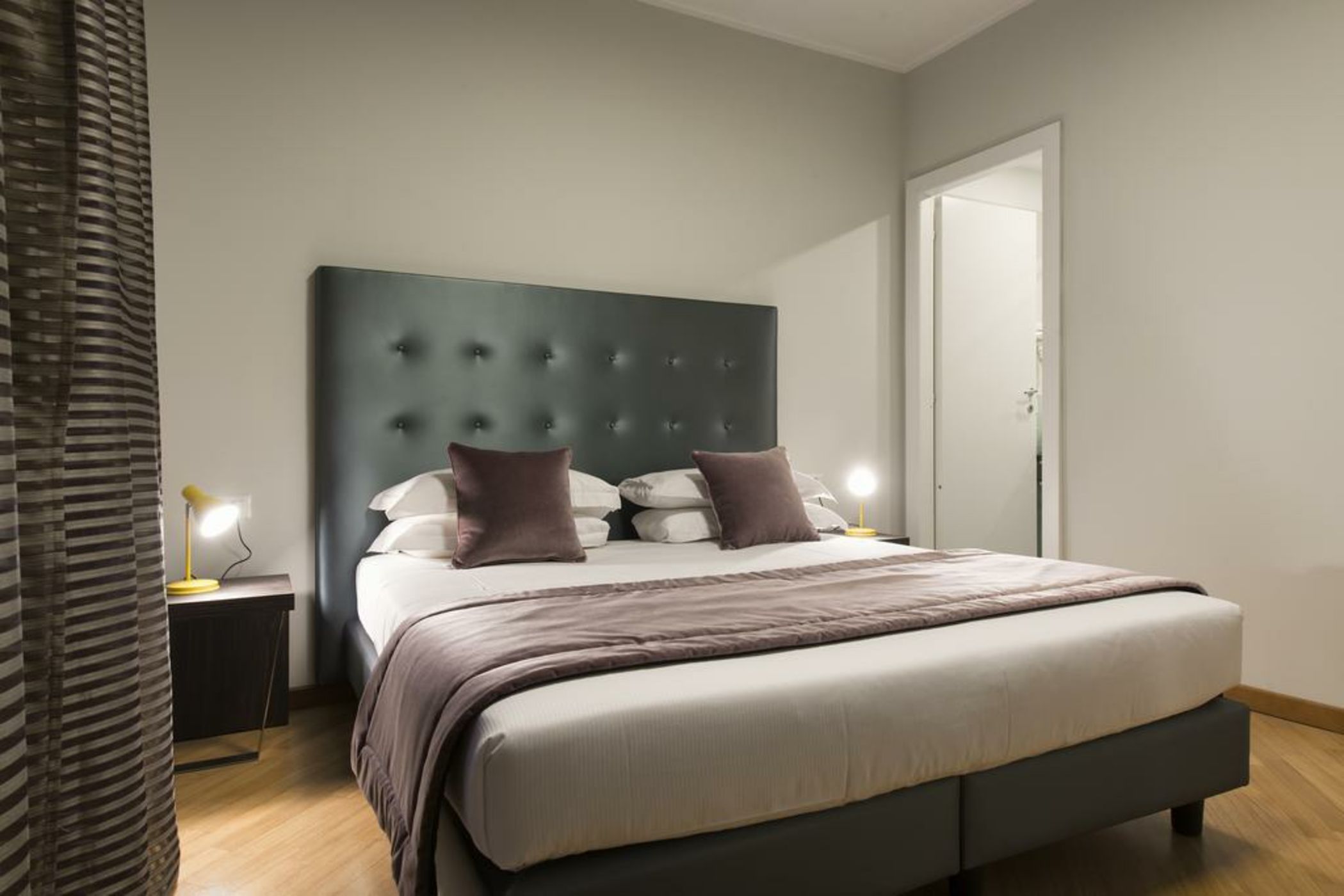 Navona Theatre Hotel