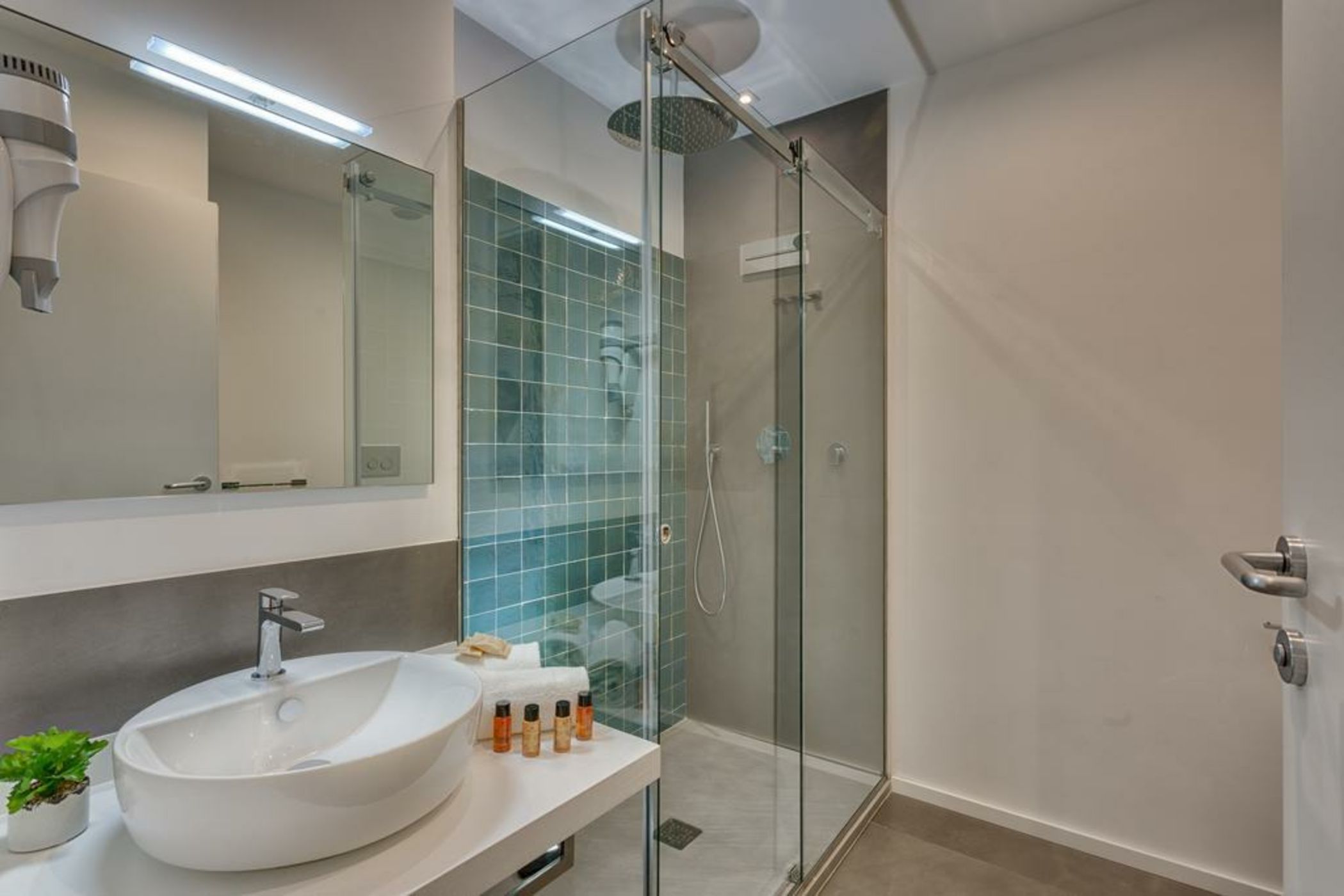 Navona Theatre Hotel