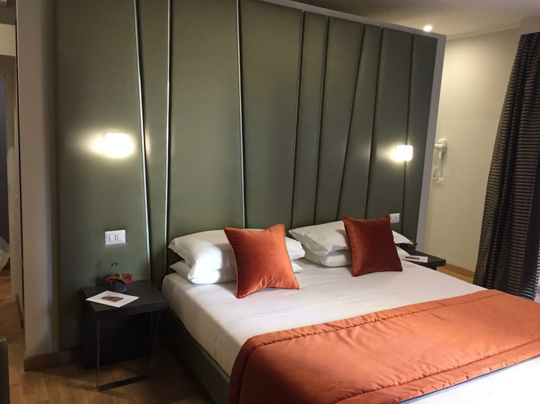 Navona Theatre Hotel