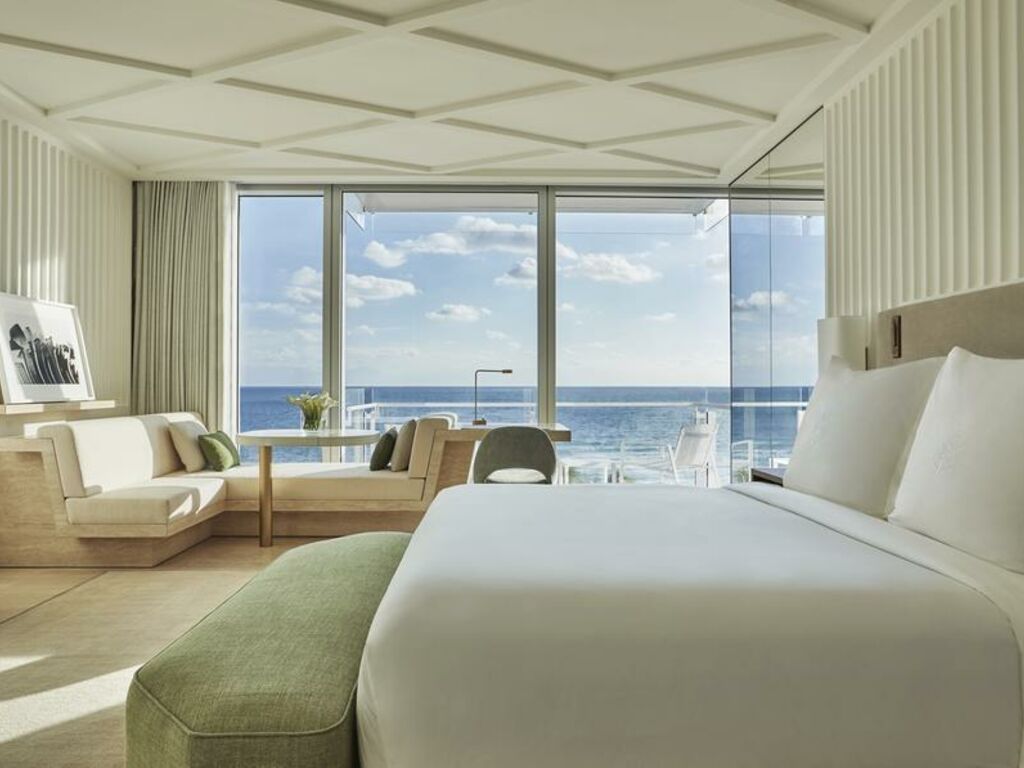 Four Seasons Hotel At The Surf Club Miami Beach Usa Four Seasons Hotel At The Surf Club