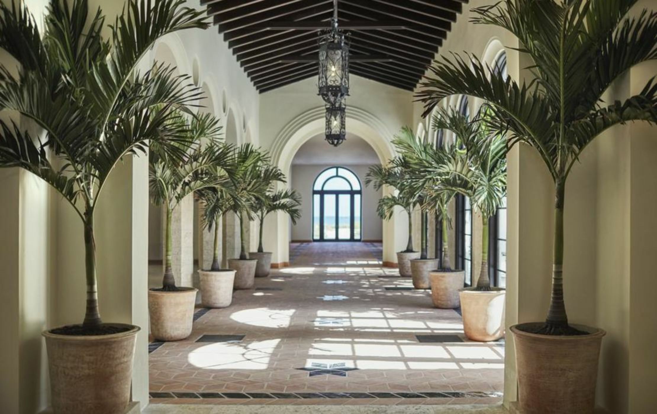 Four Seasons Hotel at The Surf Club