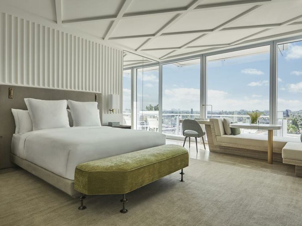 Four Seasons Hotel At The Surf Club Miami Beach Usa Four Seasons Hotel At The Surf Club