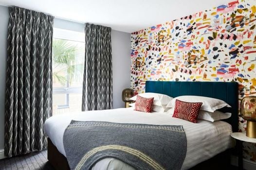 The Lodge Hotel - Putney