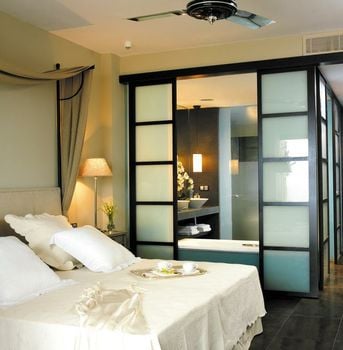 Asia Gardens Hotel & Thai Spa, a Royal Hideaway Hotel