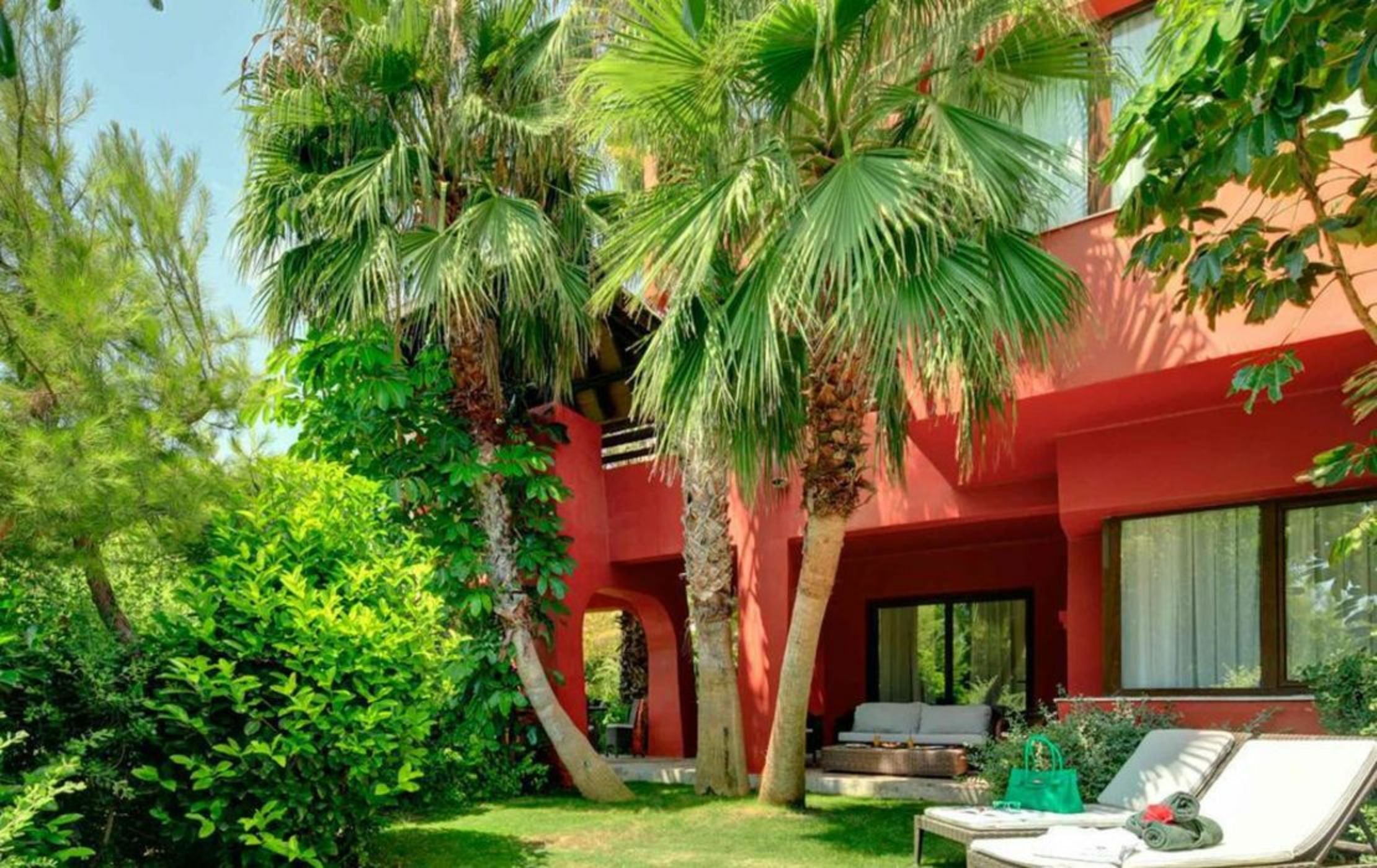 Asia Gardens Hotel & Thai Spa, a Royal Hideaway Hotel