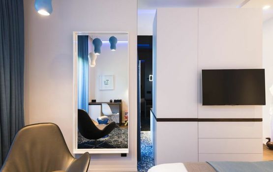 Lithium Bed, Zen & Breakfast