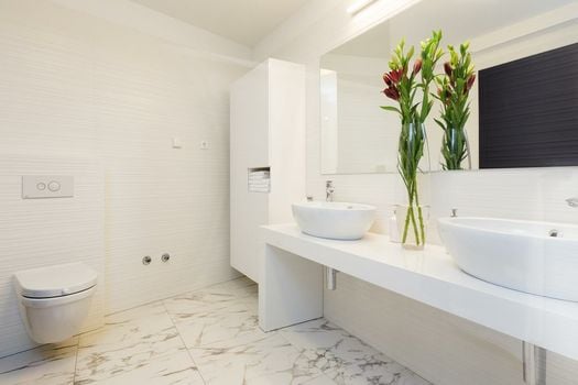 Villa Gloss