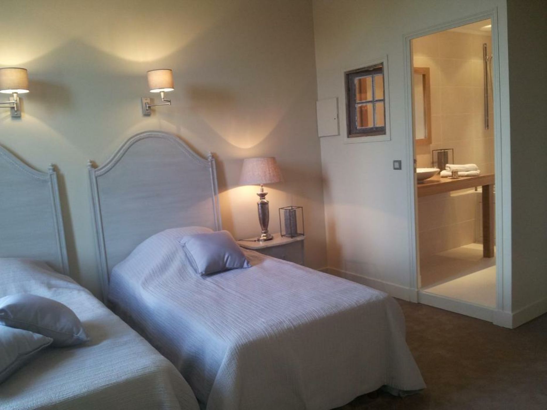 Château de Perreux, The Originals Collection