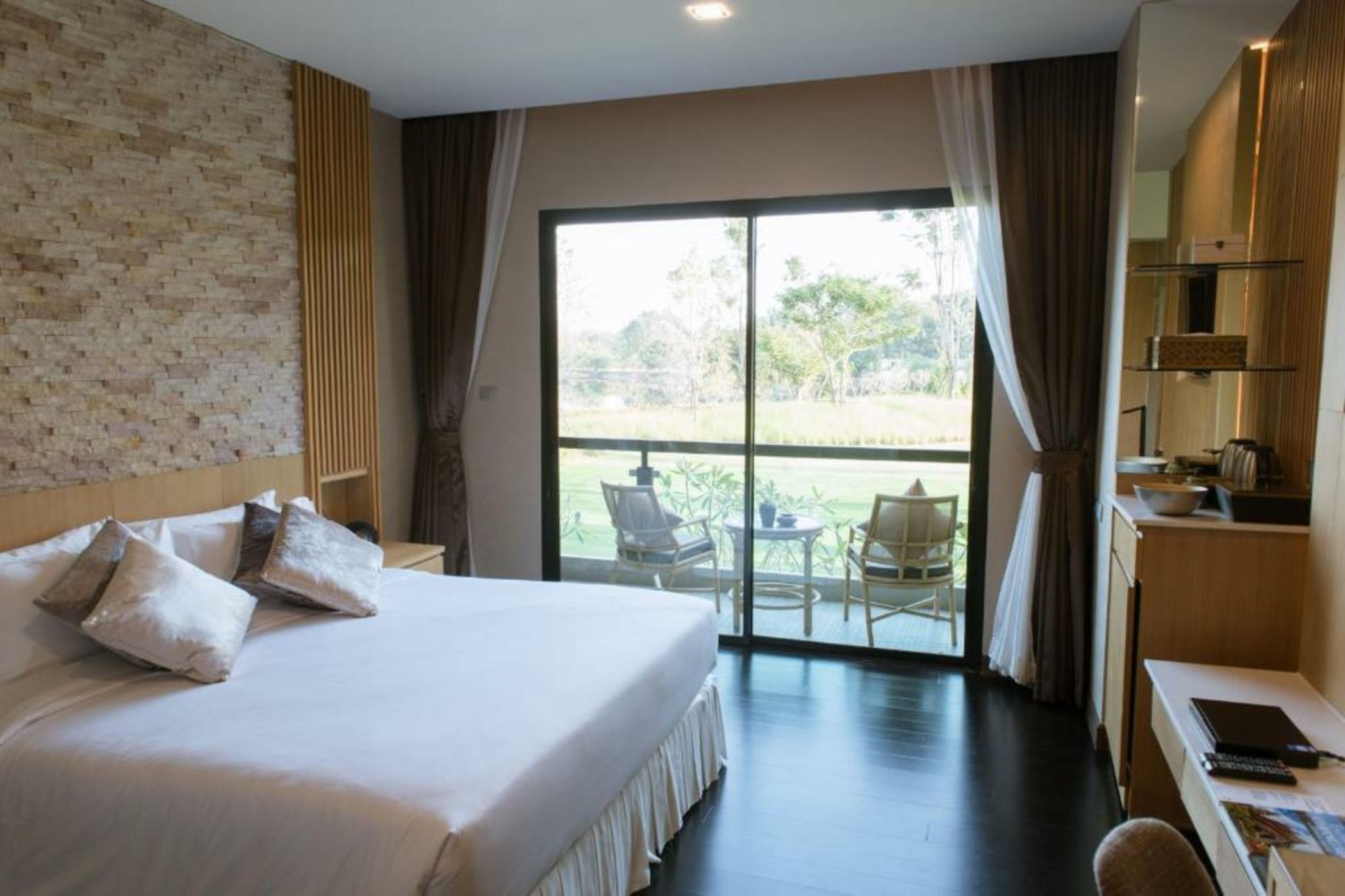 North Hill City Resort -SHA Extra Plus