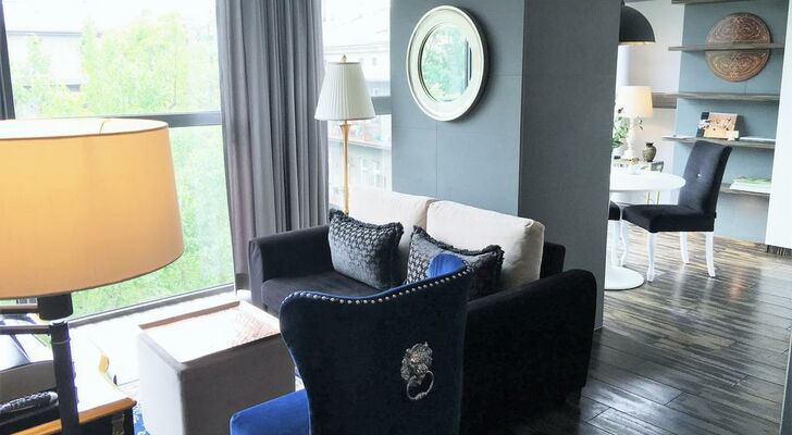 Luxury Apartments Mondrian Old Town