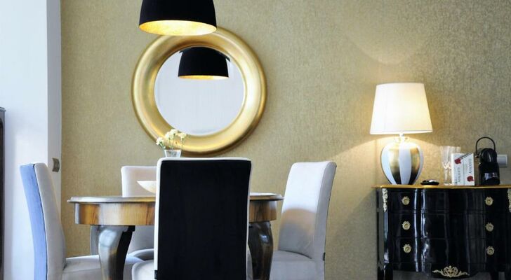 MONDRIAN Luxury Suites & Apartments Krakow Old Town