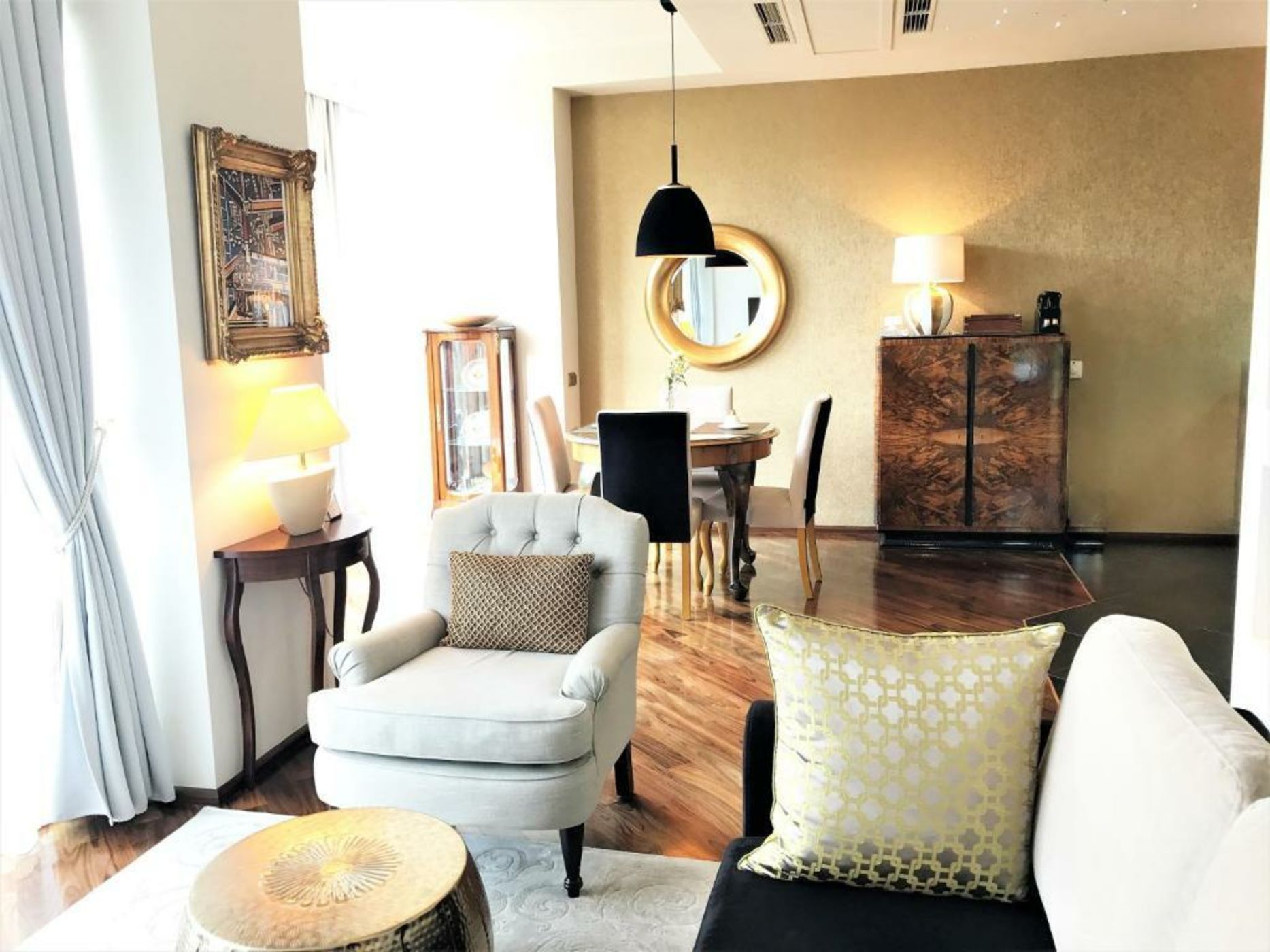 MONDRIAN Luxury Suites & Apartments Krakow Old Town