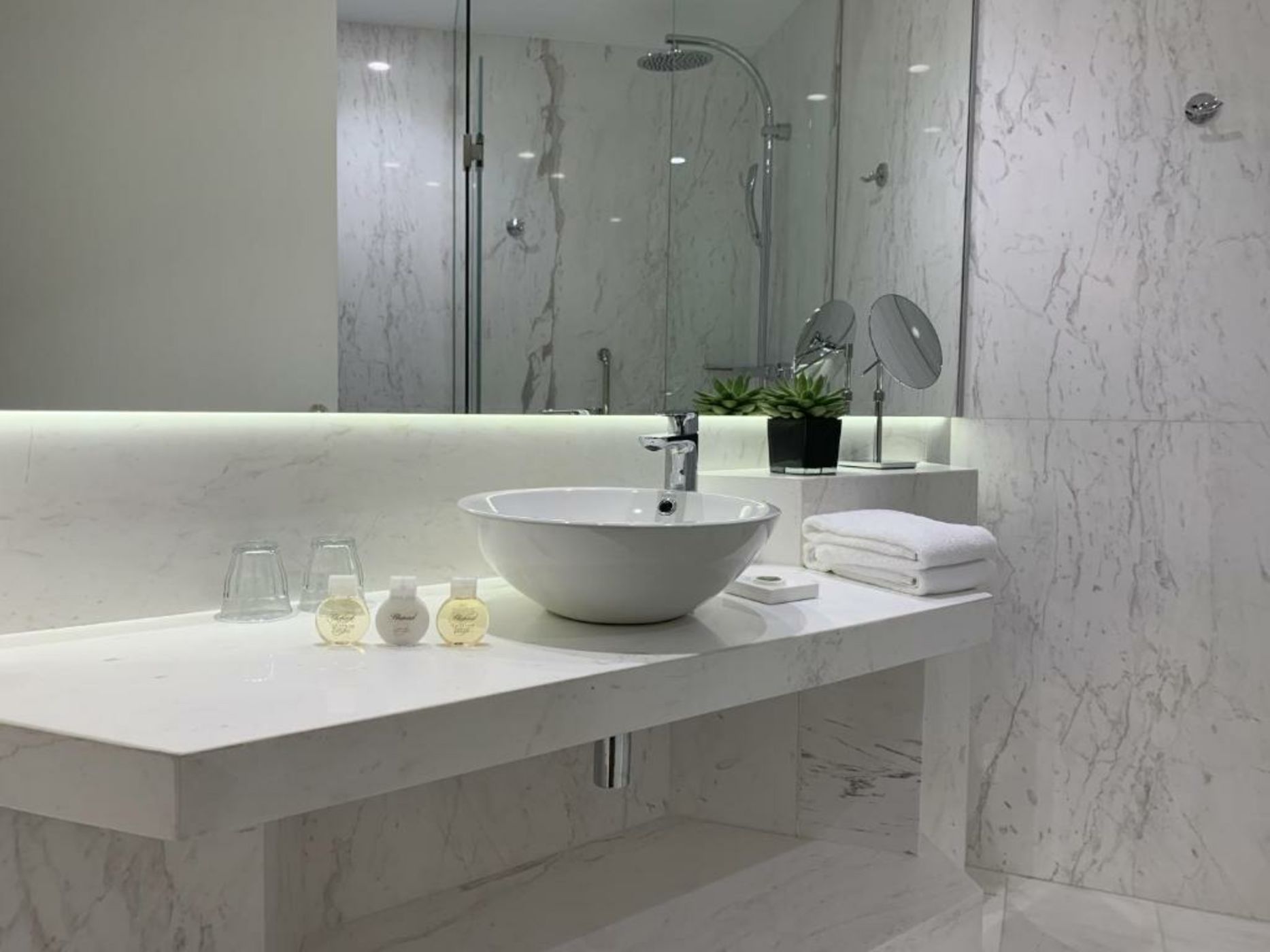 MONDRIAN Luxury Suites & Apartments Krakow Old Town