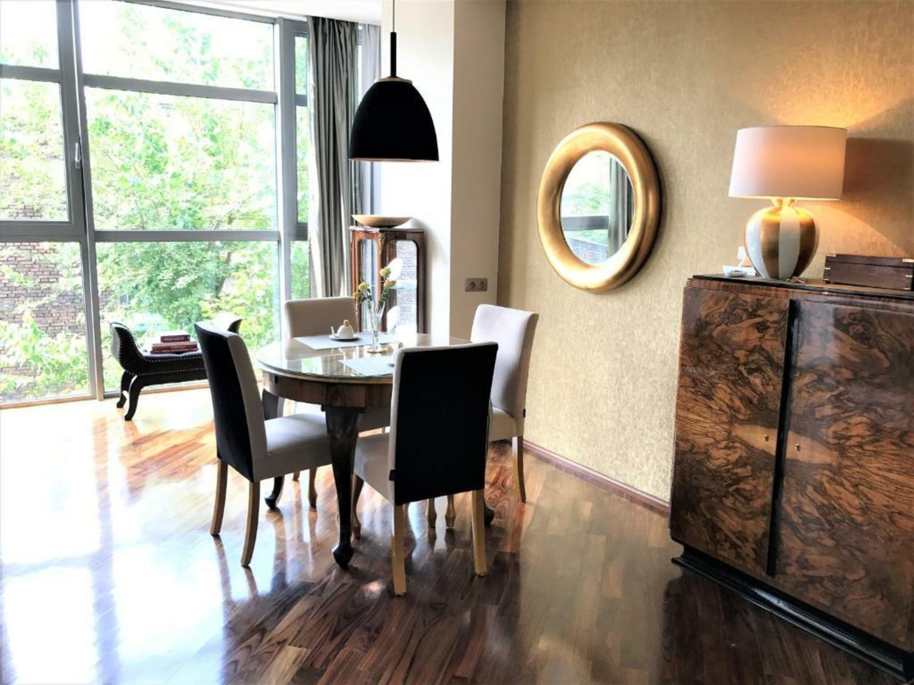 MONDRIAN Luxury Suites & Apartments Krakow Old Town