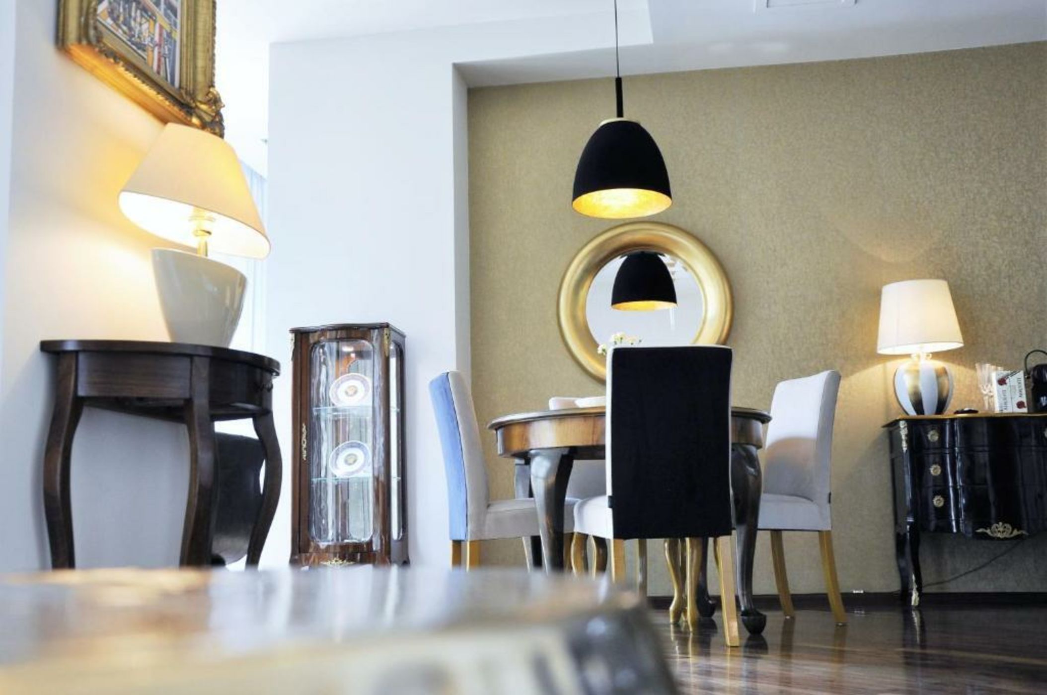 MONDRIAN Luxury Suites & Apartments Krakow Old Town