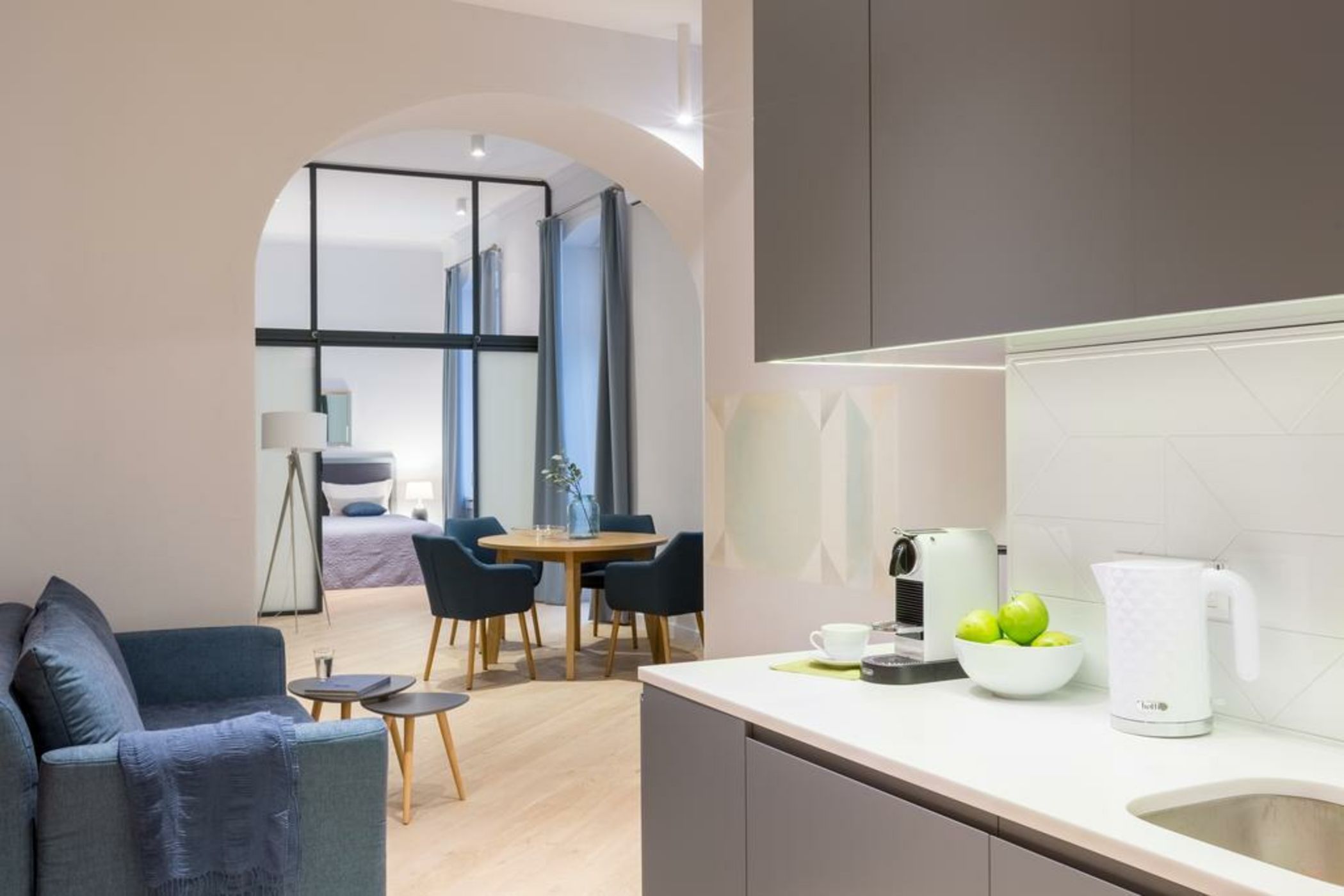 Cadena Gallery Apartments