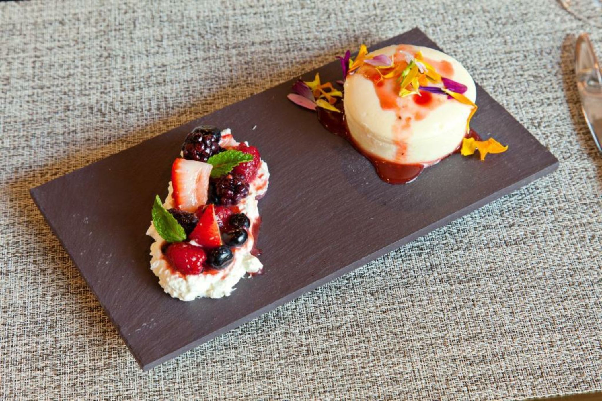 Hotel Indigo - Los Angeles Downtown, an IHG Hotel