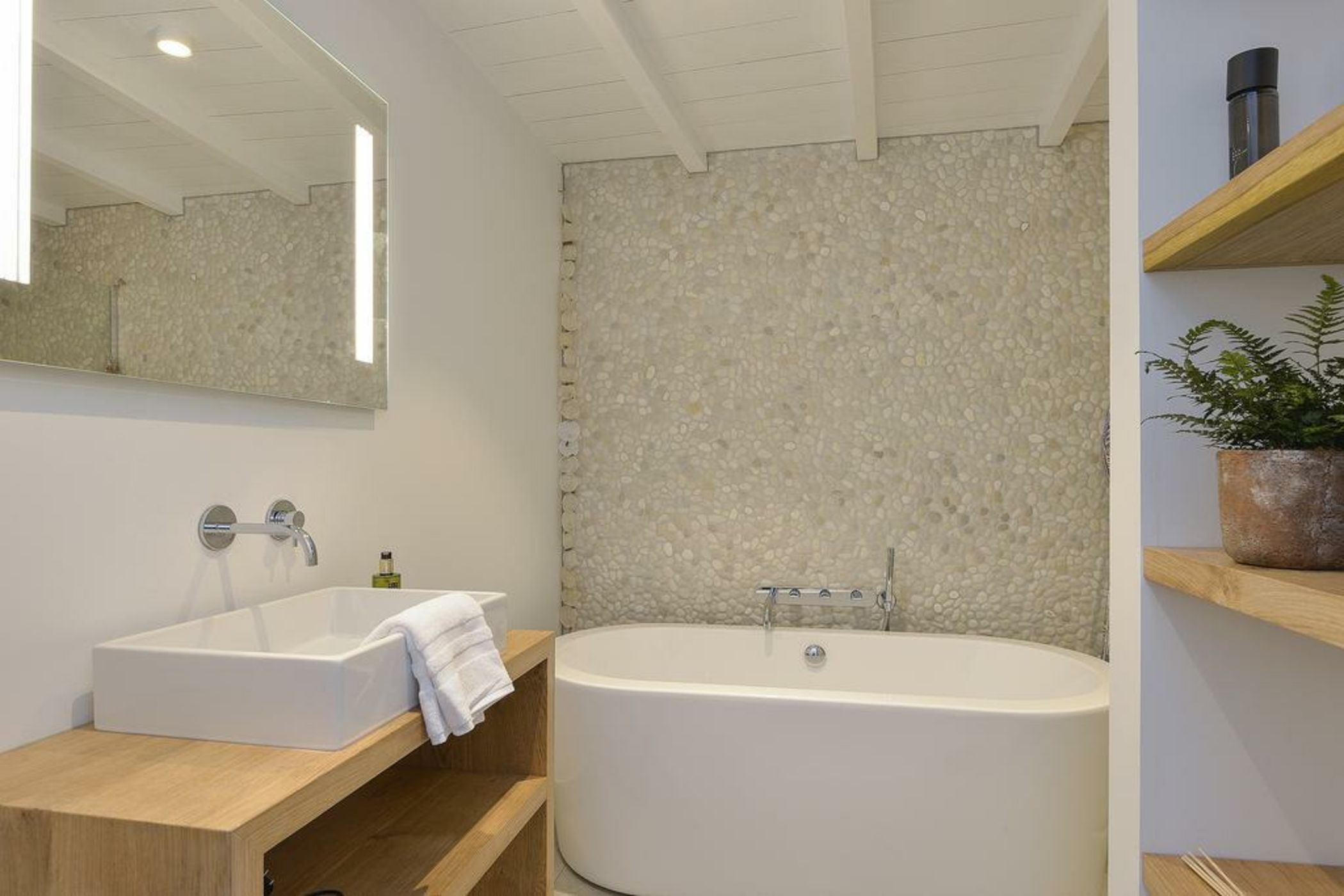 Endless Summer Beach Apartments