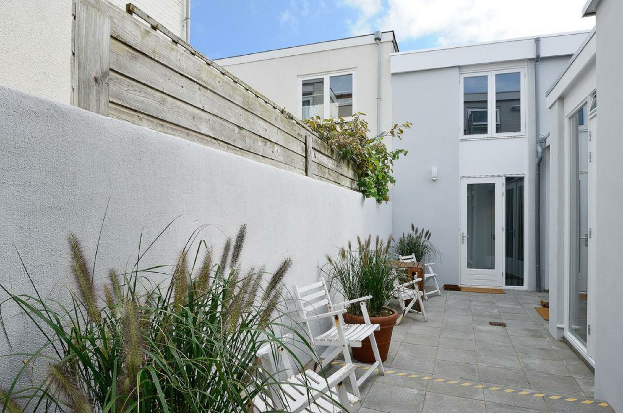 Endless Summer Beach Apartments