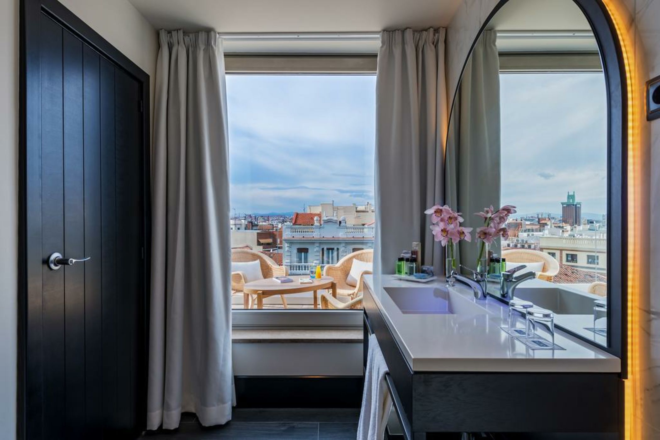 H10 Puerta de Alcalá