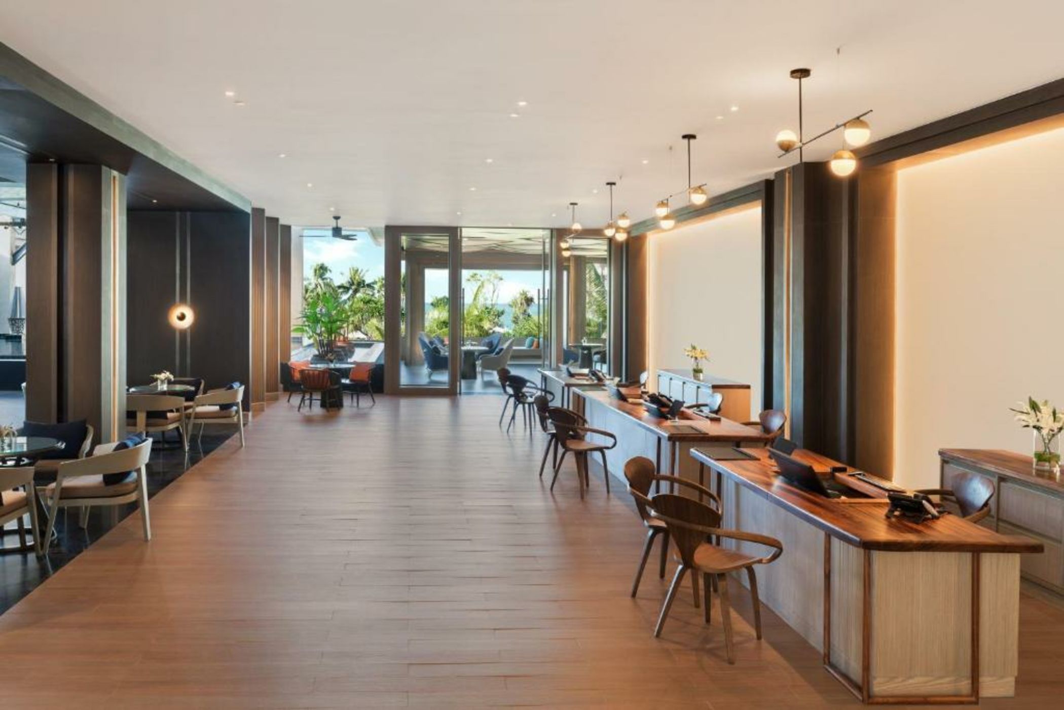 Le Meridien Khao Lak Resort & Spa