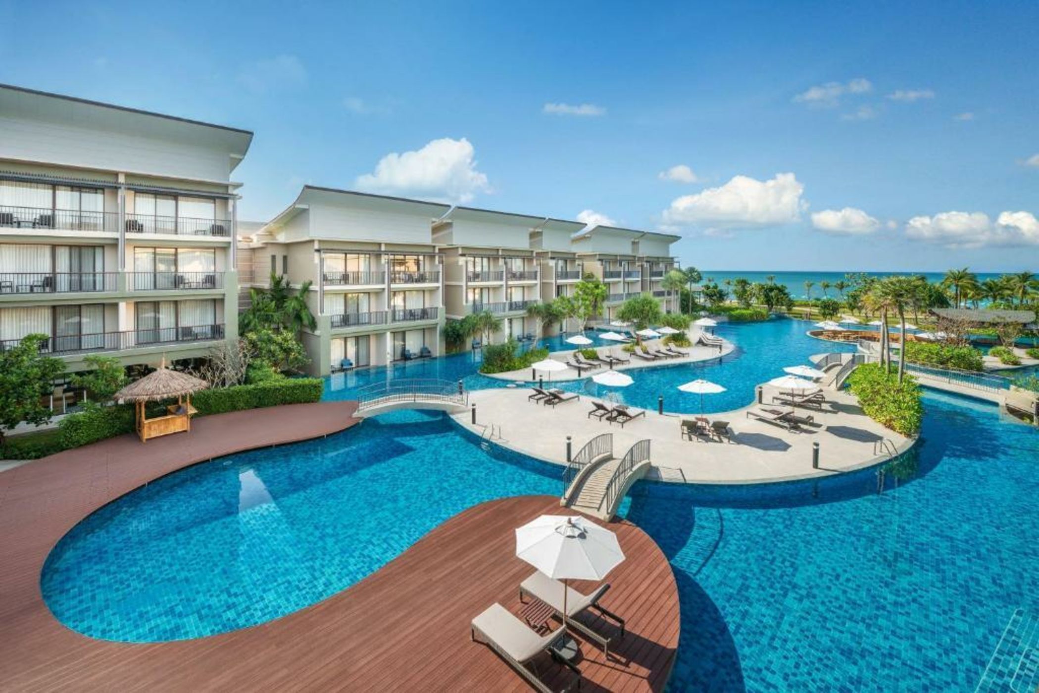Le Meridien Khao Lak Resort & Spa