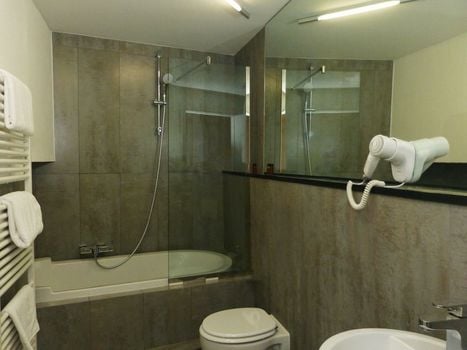 Fontana Rooms