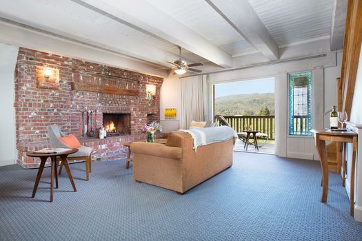 Harvest Inn