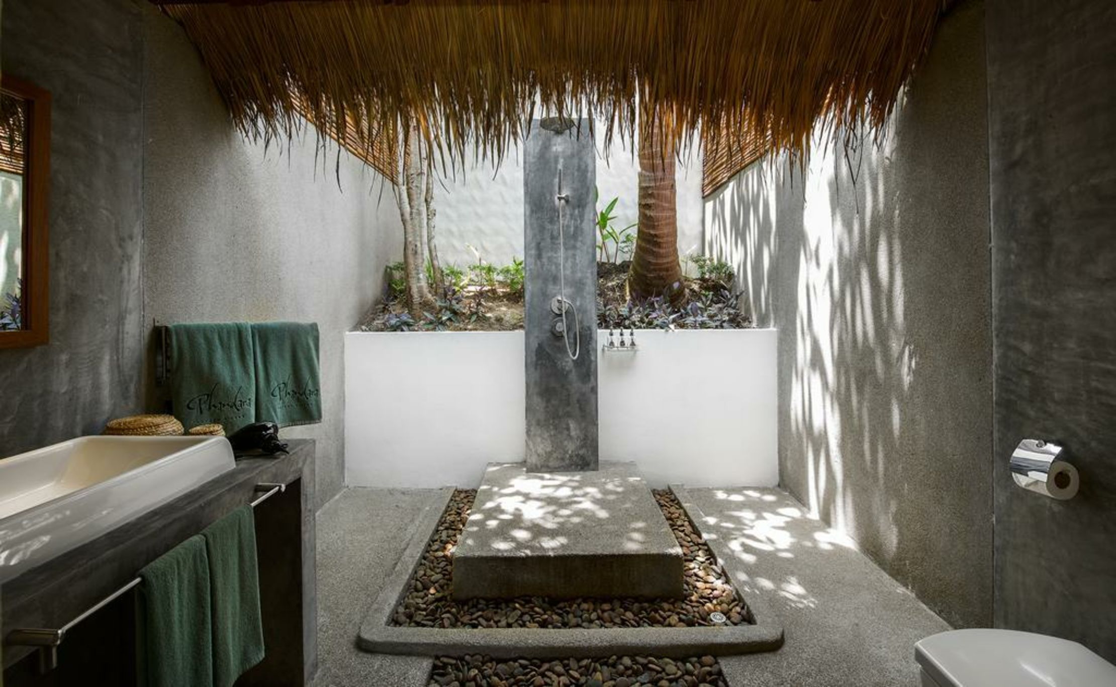 Phandara Luxury Pool Villas