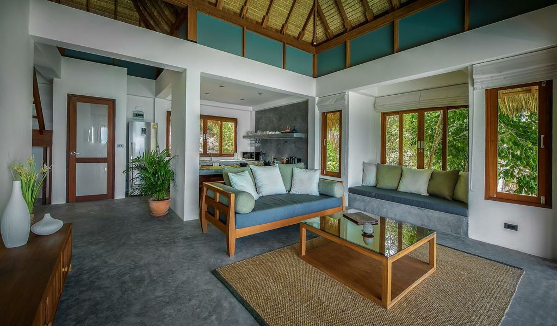 Phandara Luxury Pool Villas