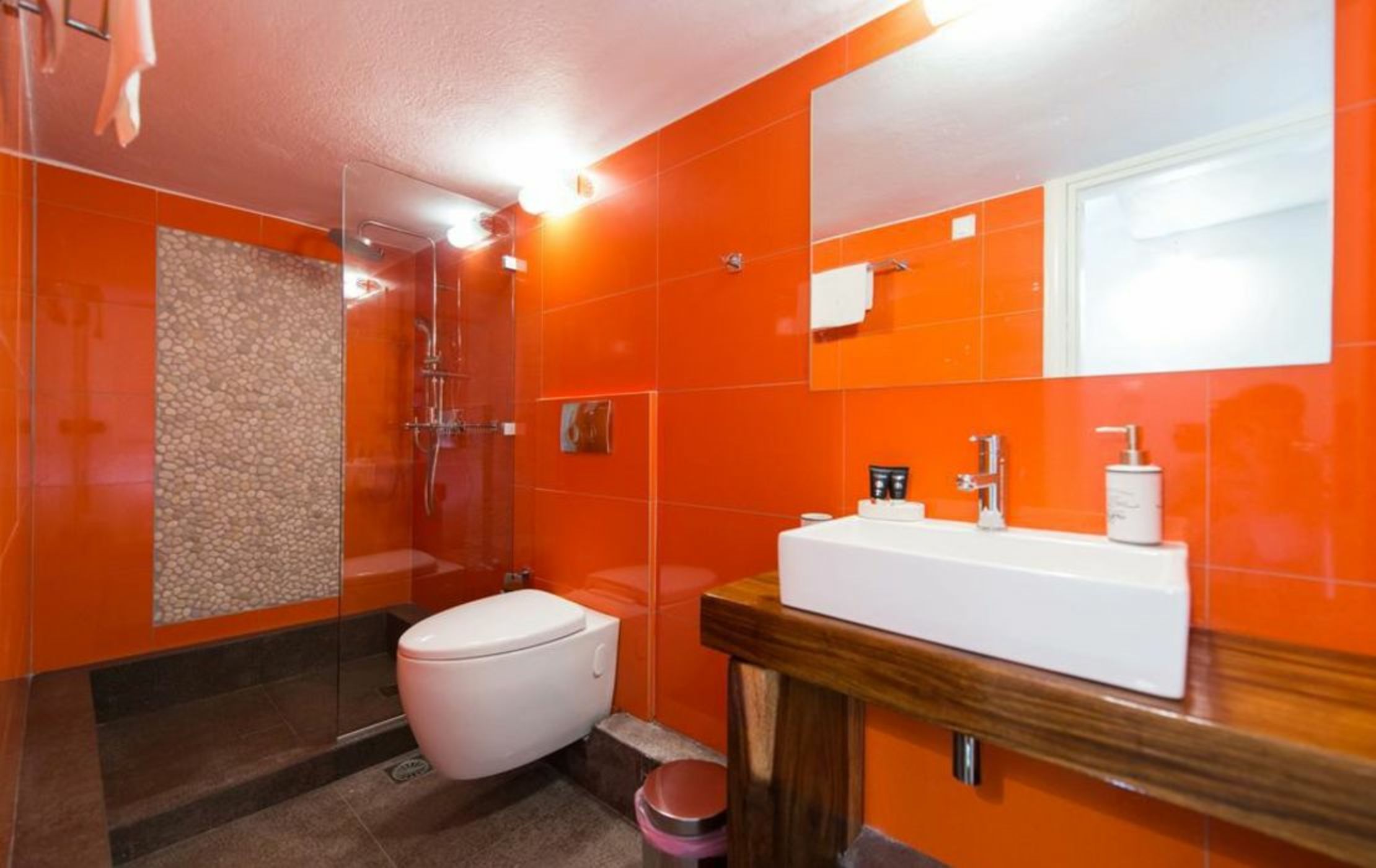 Athina Exquisite Houses