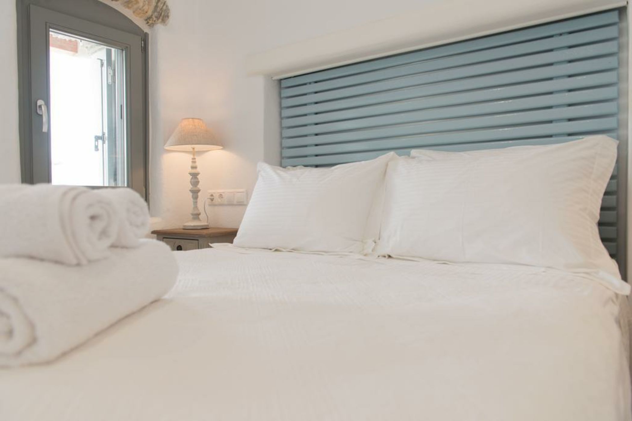 Athina Exquisite Houses