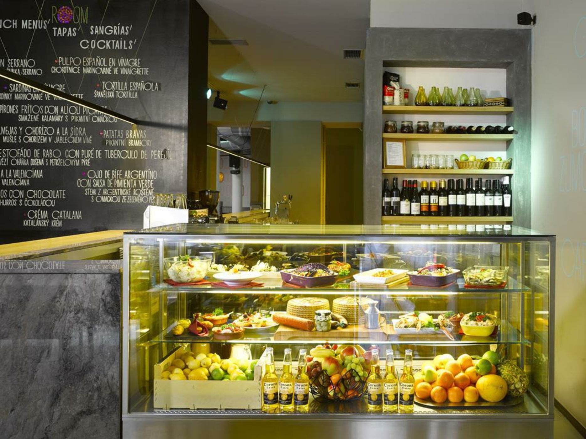 The ICON Hotel & Lounge